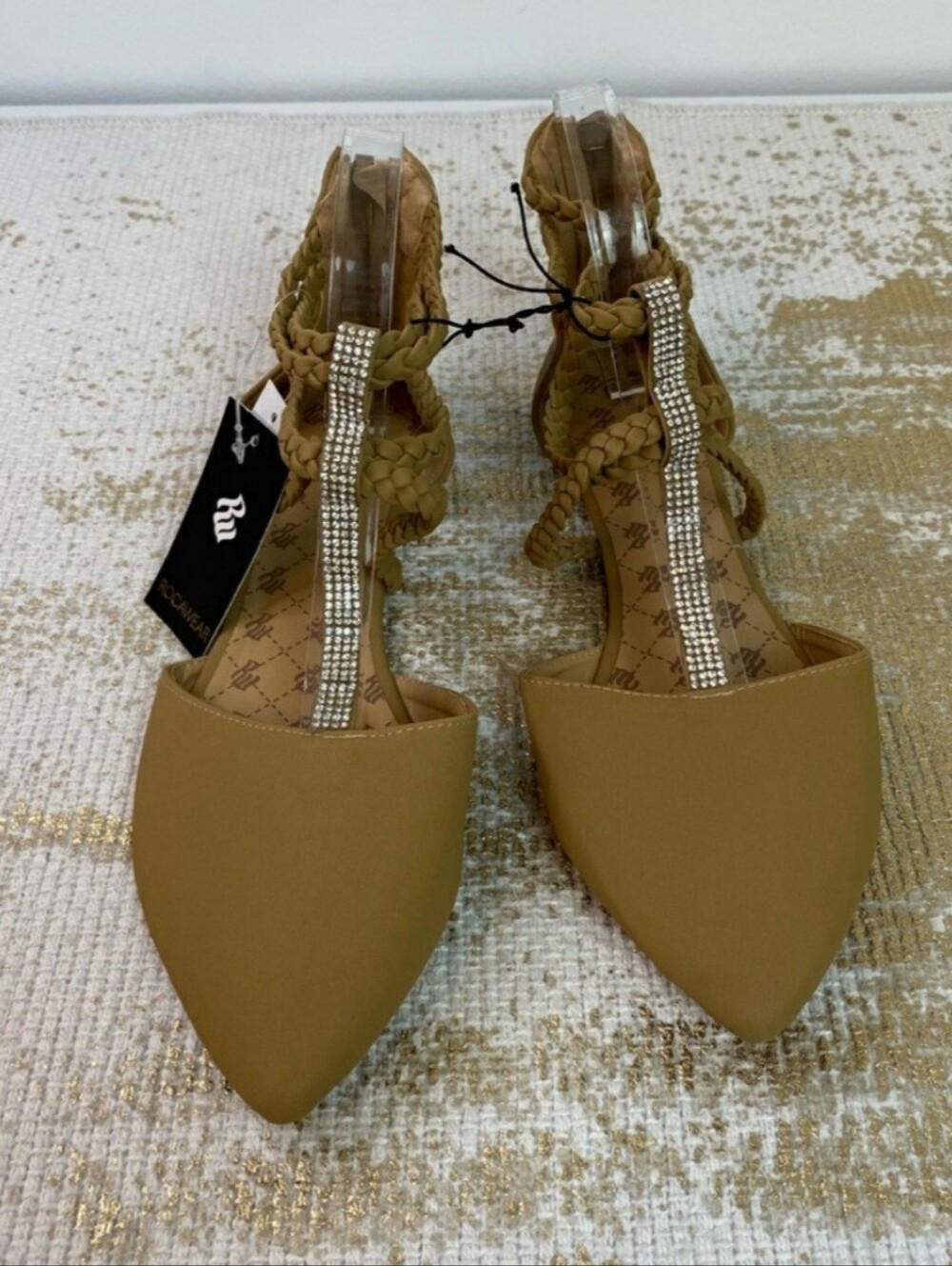 Rocawear Woman’s Tan Bling Flats NWT | Size 11